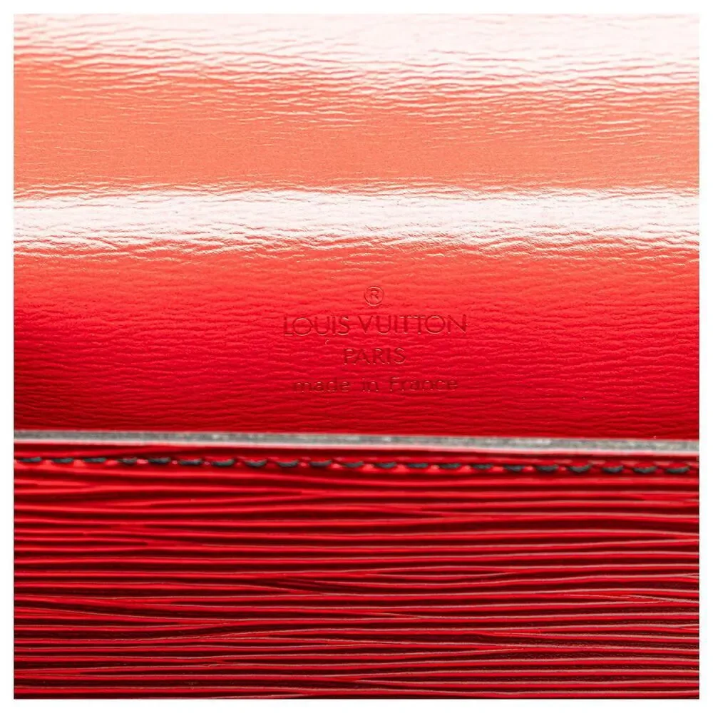 Louis Vuitton Vintage Limited Edition Red Epi Tilsitt Belt Bag